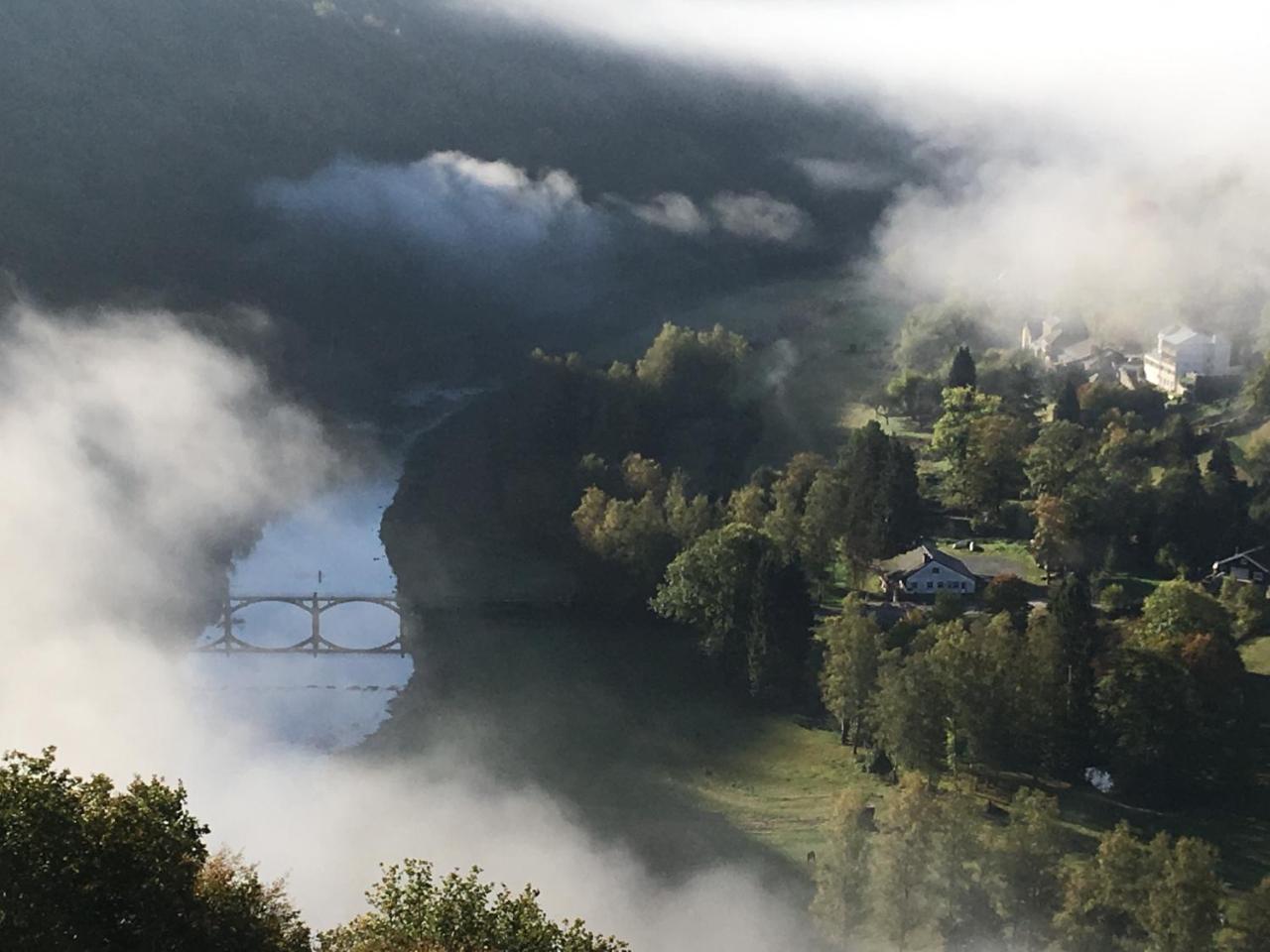 La Petite Passerelle A Mouzaive Vresse-sur-Semois Exterior foto